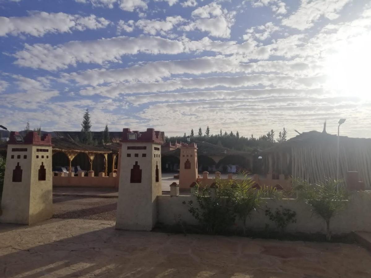 Dar Alfourssane Ferme D'Hote Ouarzazate Bagian luar foto