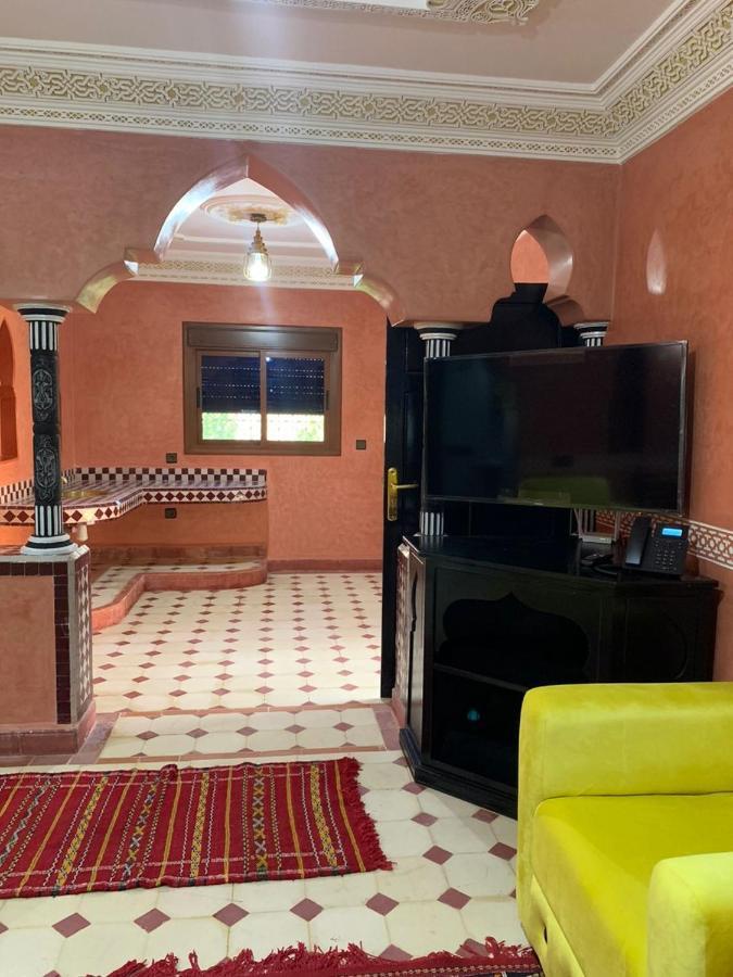 Dar Alfourssane Ferme D'Hote Ouarzazate Bagian luar foto