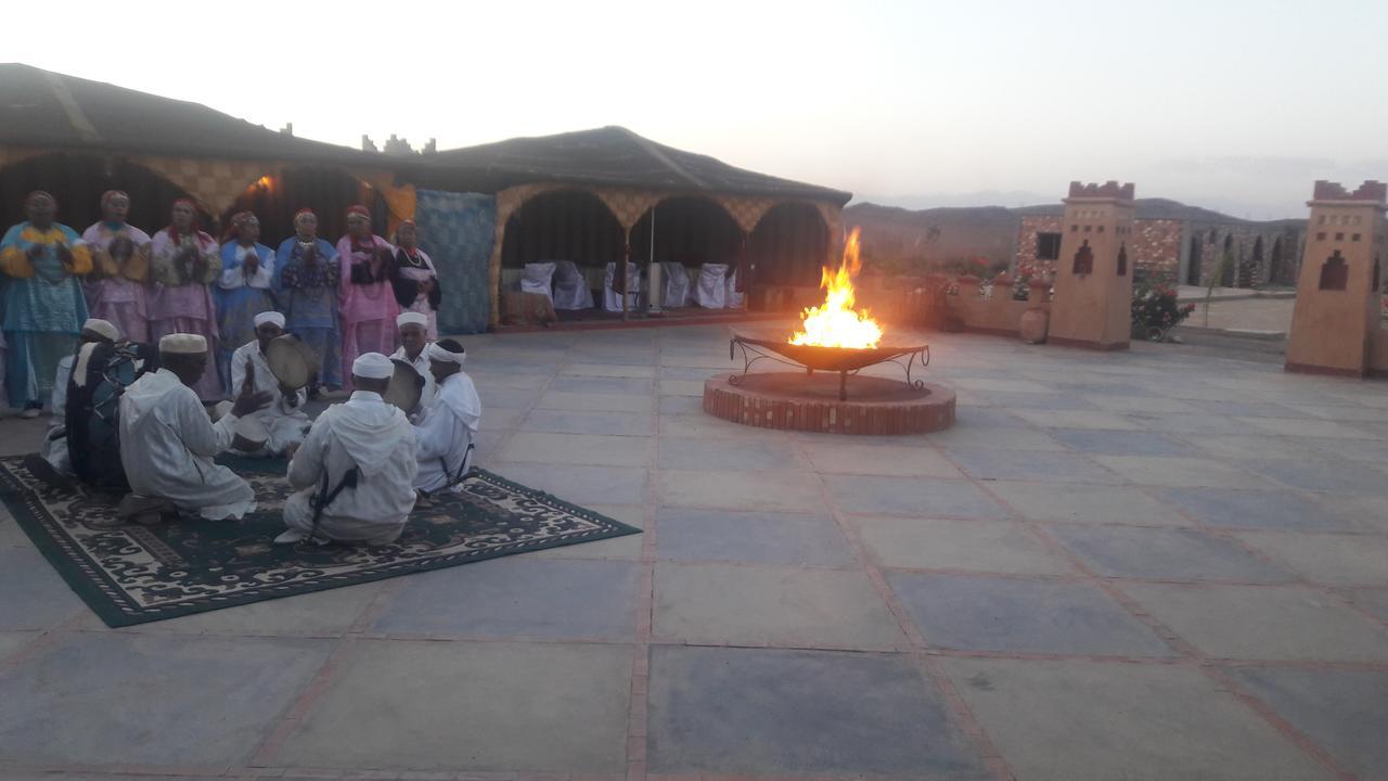 Dar Alfourssane Ferme D'Hote Ouarzazate Bagian luar foto