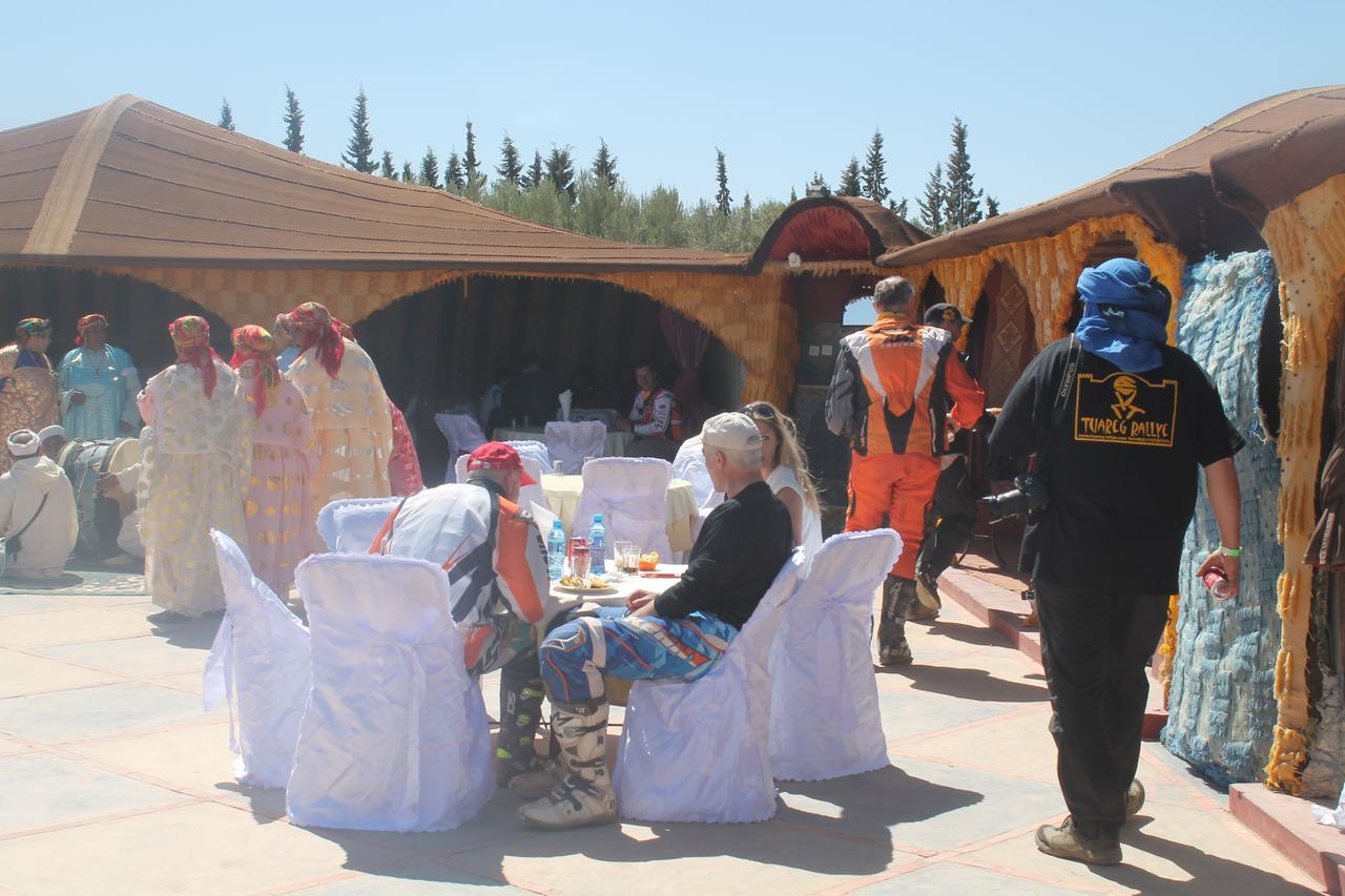 Dar Alfourssane Ferme D'Hote Ouarzazate Bagian luar foto