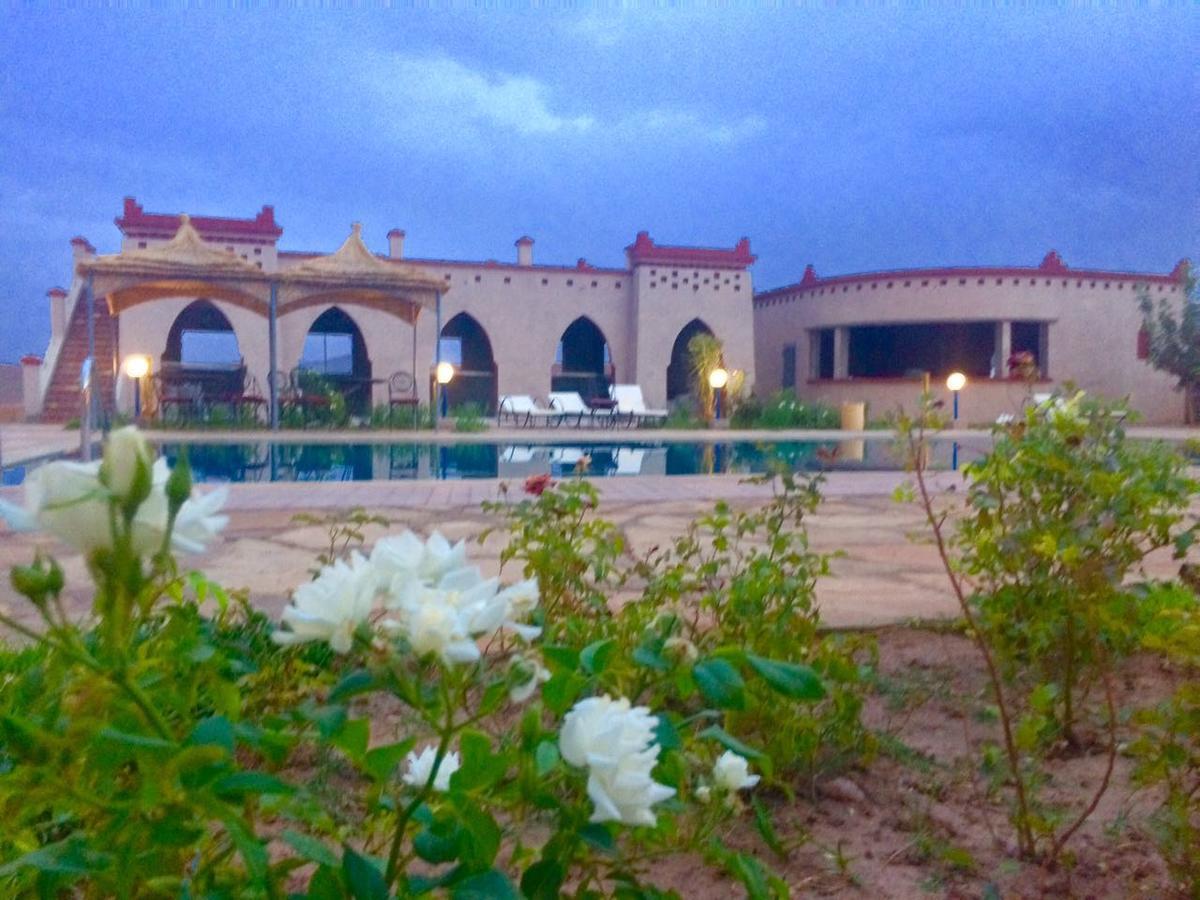 Dar Alfourssane Ferme D'Hote Ouarzazate Bagian luar foto